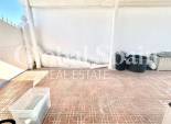 Resale - VILLA -
VILLAMARTÍN - Costa Blanca