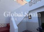 Resale - APARTMENT -
TORREVIEJA - Center