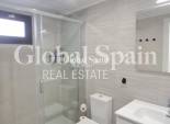 Wiederverkauf - WOHNUNG -
ORIHUELA COSTA - VILLAMARTÍN