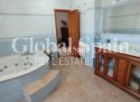 Resale - VILLA -
TORREVIEJA - Costa Blanca