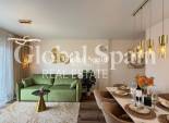 Wederverkoop - APPARTEMENT -
TORREVIEJA - Torrevieja