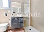 Resale - Apartment -
ORIHUELA COSTA - VILLAMARTÍN