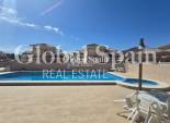 Wederverkoop - VILLA -
TORREVIEJA - LOS BALCONES - LOS ALTOS