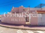 Resale - HOUSE -
TORREVIEJA - Los Frutales/ La Rosaleda