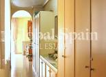 Wederverkoop - APPARTEMENT -
TORREVIEJA - Las Piscinas Naturales