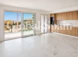 Revente - APPARTEMENT -
TORREVIEJA - Punta Prima