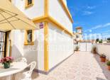 Venta - CASA -
TORREVIEJA - El limonar
