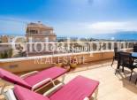 Venta - APARTAMENTO -
ORIHUELA COSTA - VILLAMARTÍN
