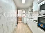 Resale - APARTMENT -
TORREVIEJA - Center