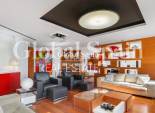 Venta - APARTAMENTO -
TORREVIEJA - Paseo maritimo