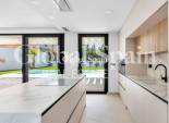 Wederverkoop - VILLA -
TORREVIEJA - Costa Blanca