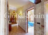 Resale - VILLA -
ORIHUELA