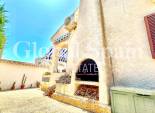 Wiederverkauf - VILLA -
LA ZENIA - Costa Blanca