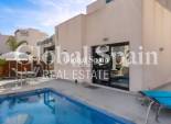 Resale - VILLA -
TORREVIEJA - Aguas nuevas 2