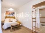 Resale - HOUSE -
LOS ALCÁZARES