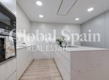 Wiederverkauf - WOHNUNG -
TORREVIEJA - Playa del Cura