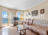 Wederverkoop - APPARTEMENT -
TORREVIEJA - Torrevieja