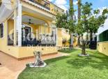 Odsprzedaż - WILLA  -
ORIHUELA COSTA - 