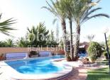 Odsprzedaż - WILLA  -
TORREVIEJA - 