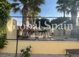 Resale - HOUSE -
ELCHE - Costa Blanca