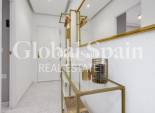 Wederverkoop - APPARTEMENT -
TORREVIEJA - Estacion de autobuses