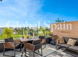 Wederverkoop - PENTHOUSE -
VILLAMARTÍN