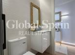 Revente - APPARTEMENT -
TORREVIEJA - Punta Prima