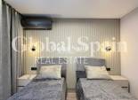 Wederverkoop - VILLA -
TORREVIEJA - Punta Prima