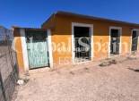 Wederverkoop - HUIS -
DAYA NUEVA - La Bodega