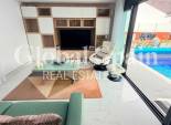 Wederverkoop - VILLA -
LOS MONTESINOS - Costa Blanca