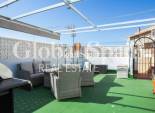 Revente - APPARTEMENT -
TORREVIEJA - Torrevieja