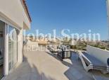 Resale - VILLA -
ORIHUELA COSTA - Lomas de Campoamor-Las Ramblas