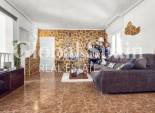 Wederverkoop - VILLA -
CIUDAD QUESADA