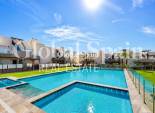 Wederverkoop - APPARTEMENT -
TORREVIEJA - Aguas Nuevas