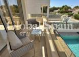 Wederverkoop - VILLA -
ORIHUELA COSTA - VILLAMARTÍN
