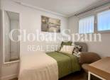 Wederverkoop - PENTHOUSE -
TORREVIEJA - Habaneras