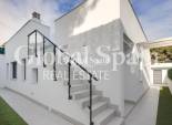 Revente - VILLA -
PINAR DE CAMPOVERDE - Inland