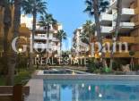 Revente - APPARTEMENT -
PUNTA PRIMA - Costa Blanca
