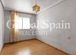 Resale - APARTMENT -
TORREVIEJA - Habaneras