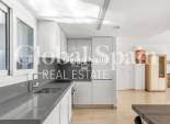 Odsprzedaż - PENTHOUSE -
TORREVIEJA - 