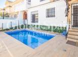 Resale - House -
ORIHUELA COSTA - La Zenia