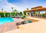 Resale - Villa -
TORREVIEJA - Aguas Nuevas