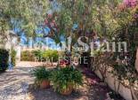 Resale - VILLA -
CIUDAD QUESADA