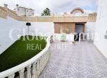 Wiederverkauf - WOHNUNG -
SAN MIGUEL DE SALINAS - Costa Blanca