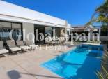 Resale - VILLA -
PILAR DE LA HORADADA - Costa Blanca