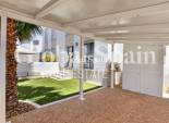 Venta - APARTAMENTO -
ROJALES - Cuidad Quesada