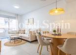 Revente - APPARTEMENT -
TORREVIEJA - Las calas