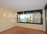Wederverkoop - APPARTEMENT -
TORREVIEJA - Centro - Muelle Pesquero