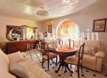 Wederverkoop - APPARTEMENT -
TORREVIEJA - Acequion