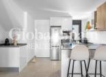 Resale - APARTMENT -
ORIHUELA COSTA - VILLAMARTÍN